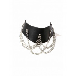 Leatherette necklace